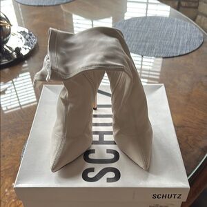 SCHUTZ Women's Cream Leather Heeled Boots